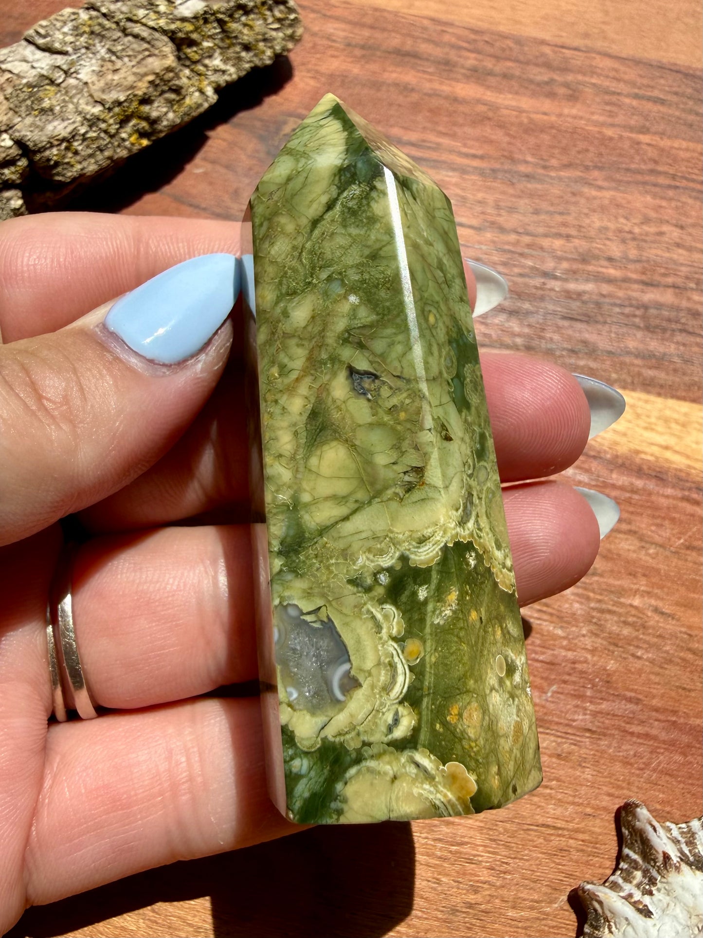 RAINFOREST JASPER TOWER