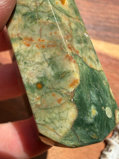 RAINFOREST JASPER TOWER