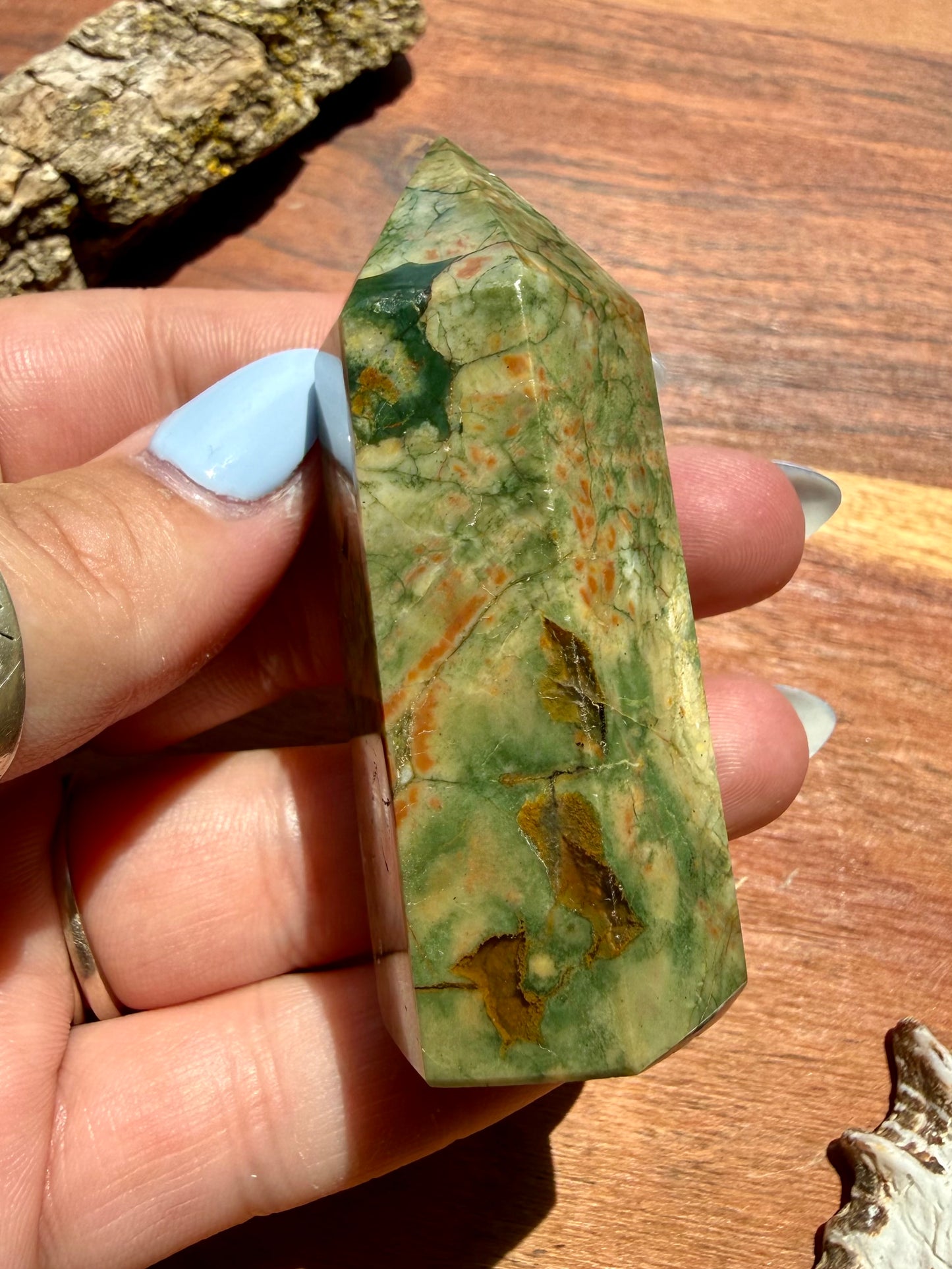 RAINFOREST JASPER TOWER