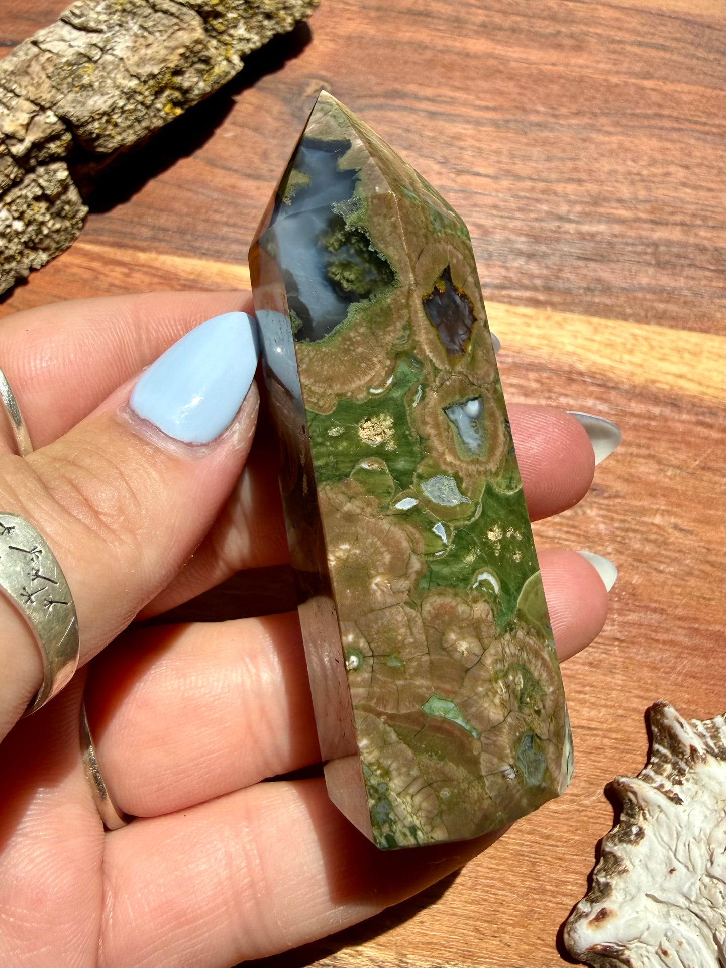 RAINFOREST JASPER TOWER