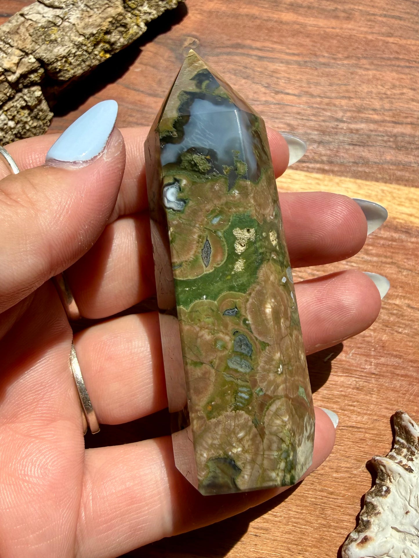 RAINFOREST JASPER TOWER