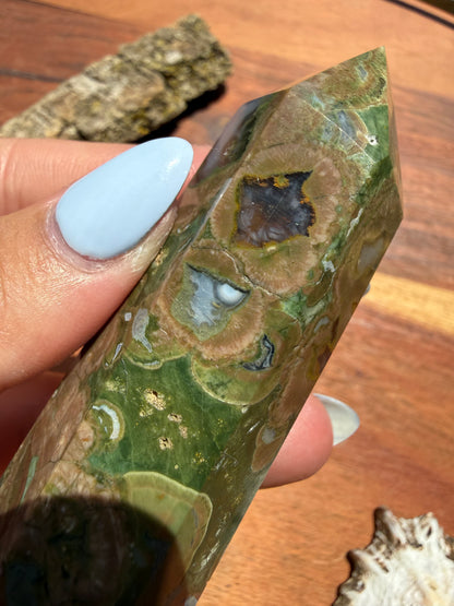 RAINFOREST JASPER TOWER