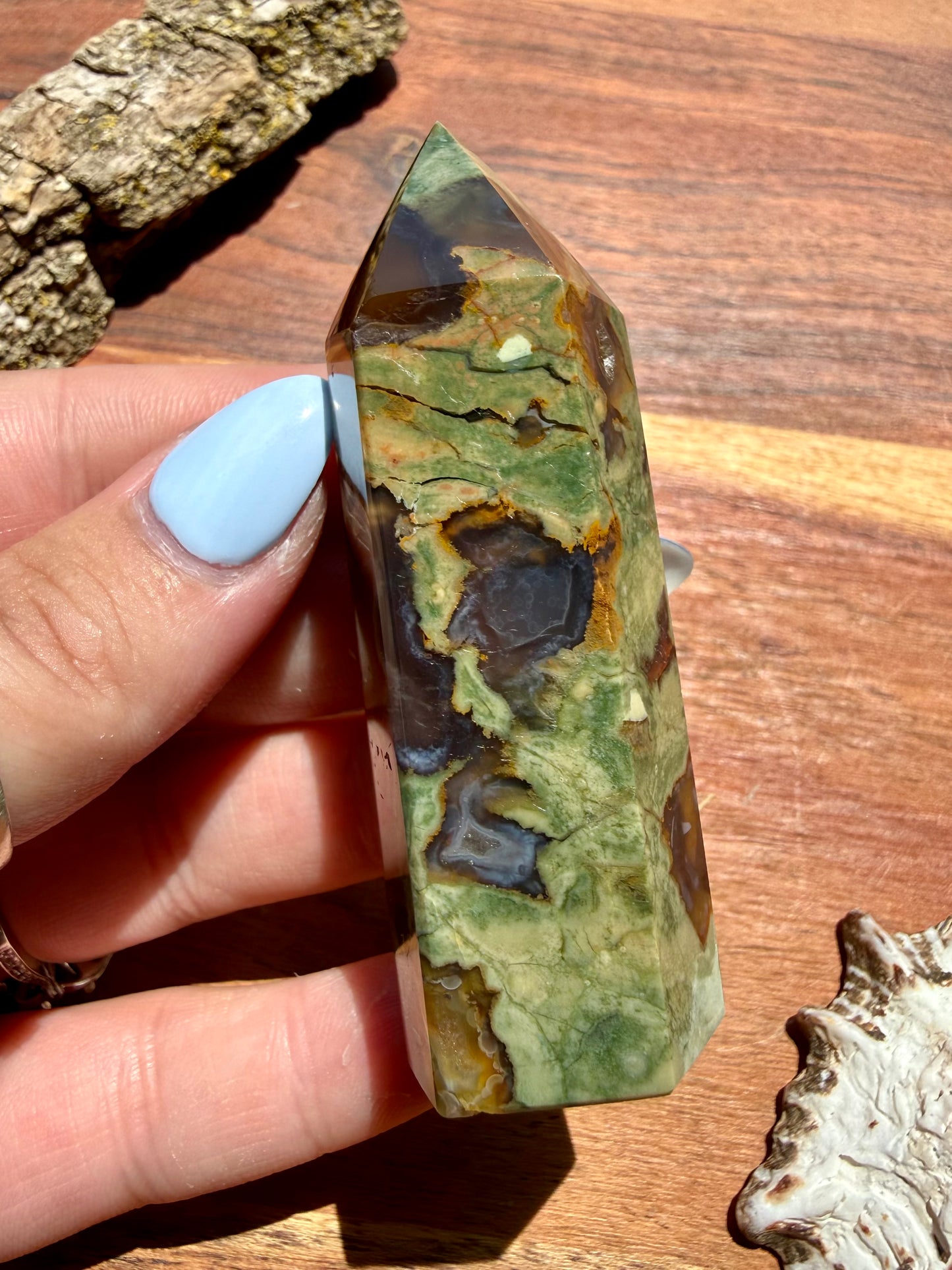 RAINFOREST JASPER TOWER