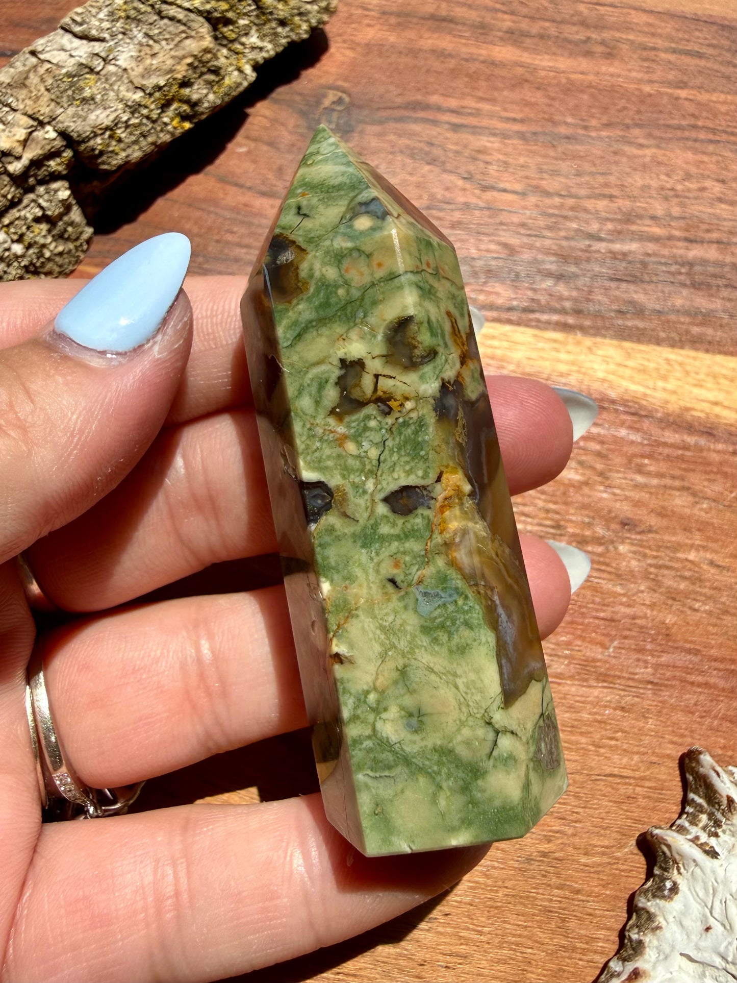 RAINFOREST JASPER TOWER