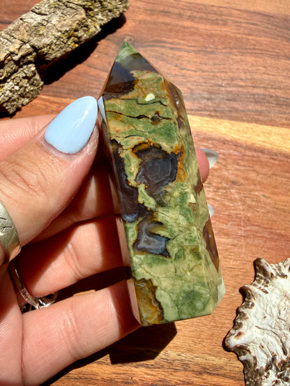 RAINFOREST JASPER TOWER