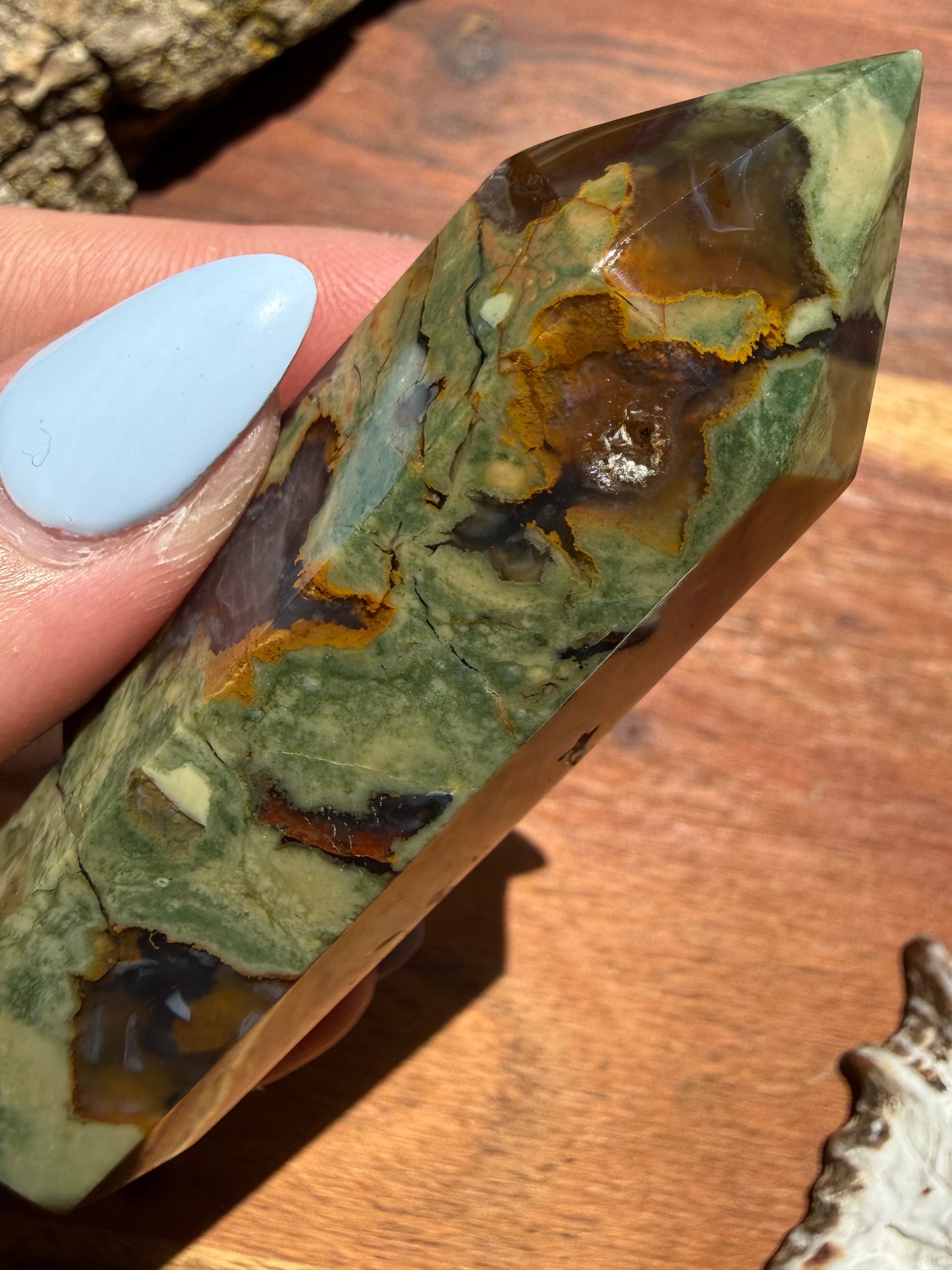 RAINFOREST JASPER TOWER