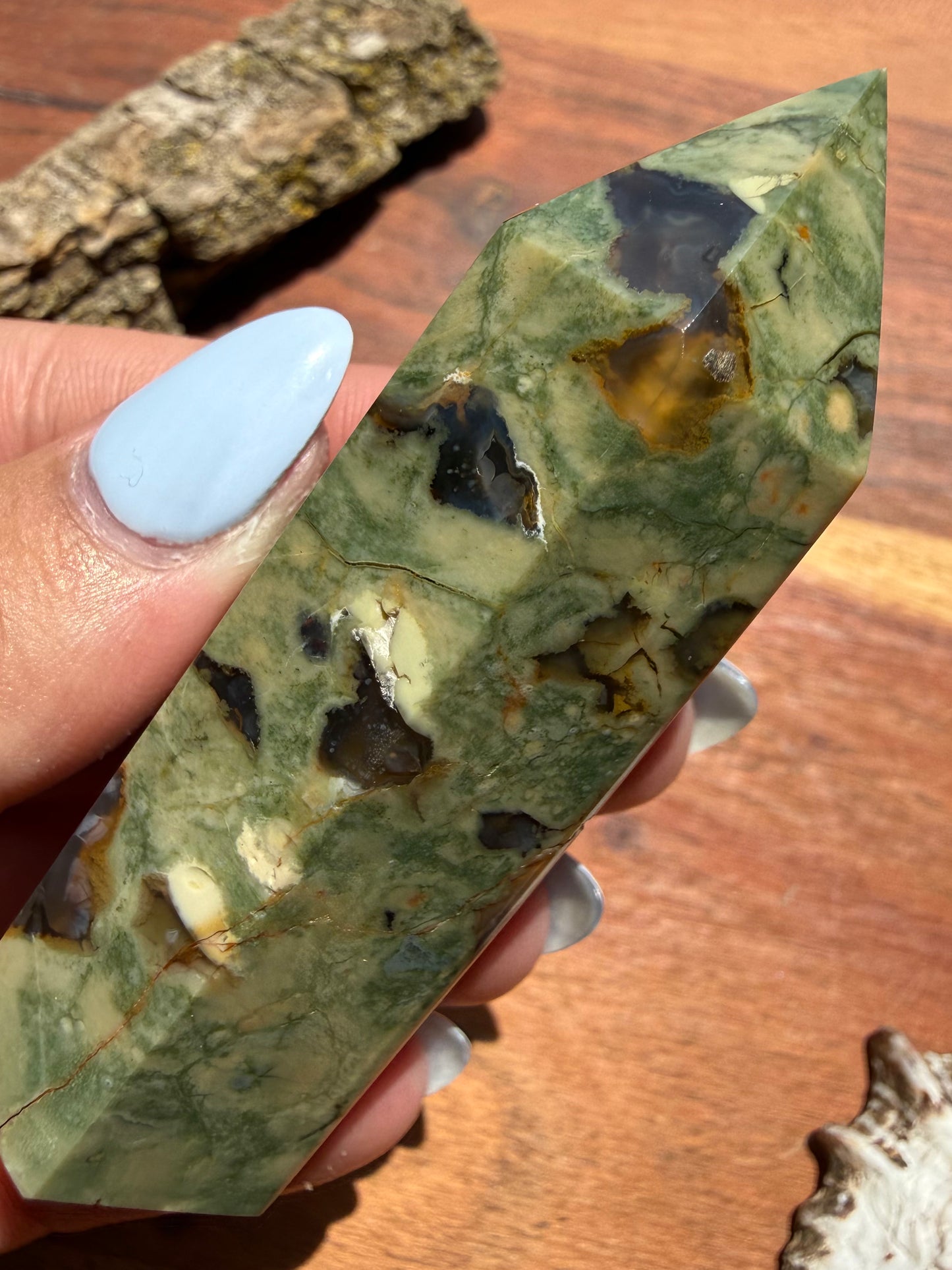 RAINFOREST JASPER TOWER
