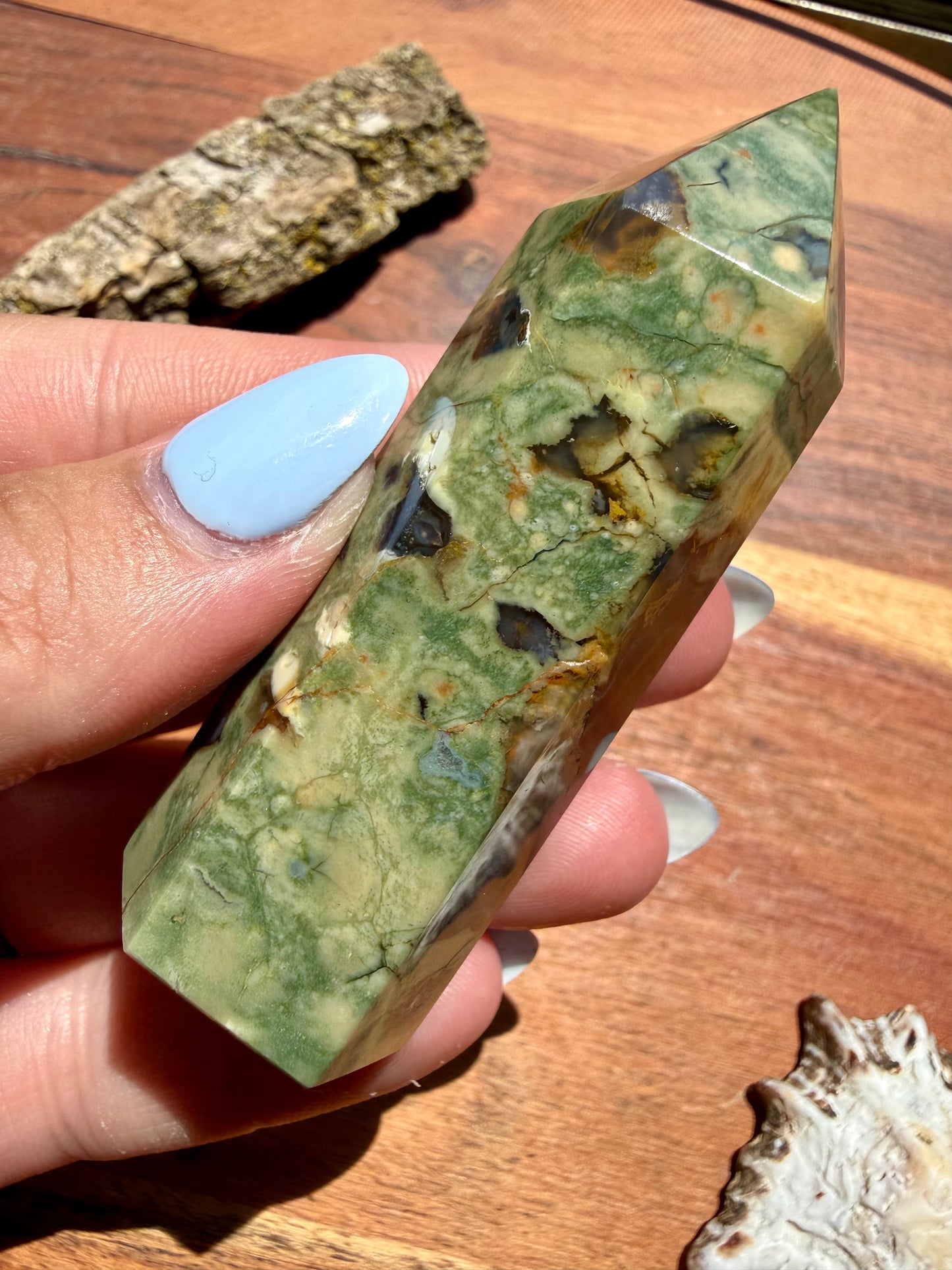 RAINFOREST JASPER TOWER