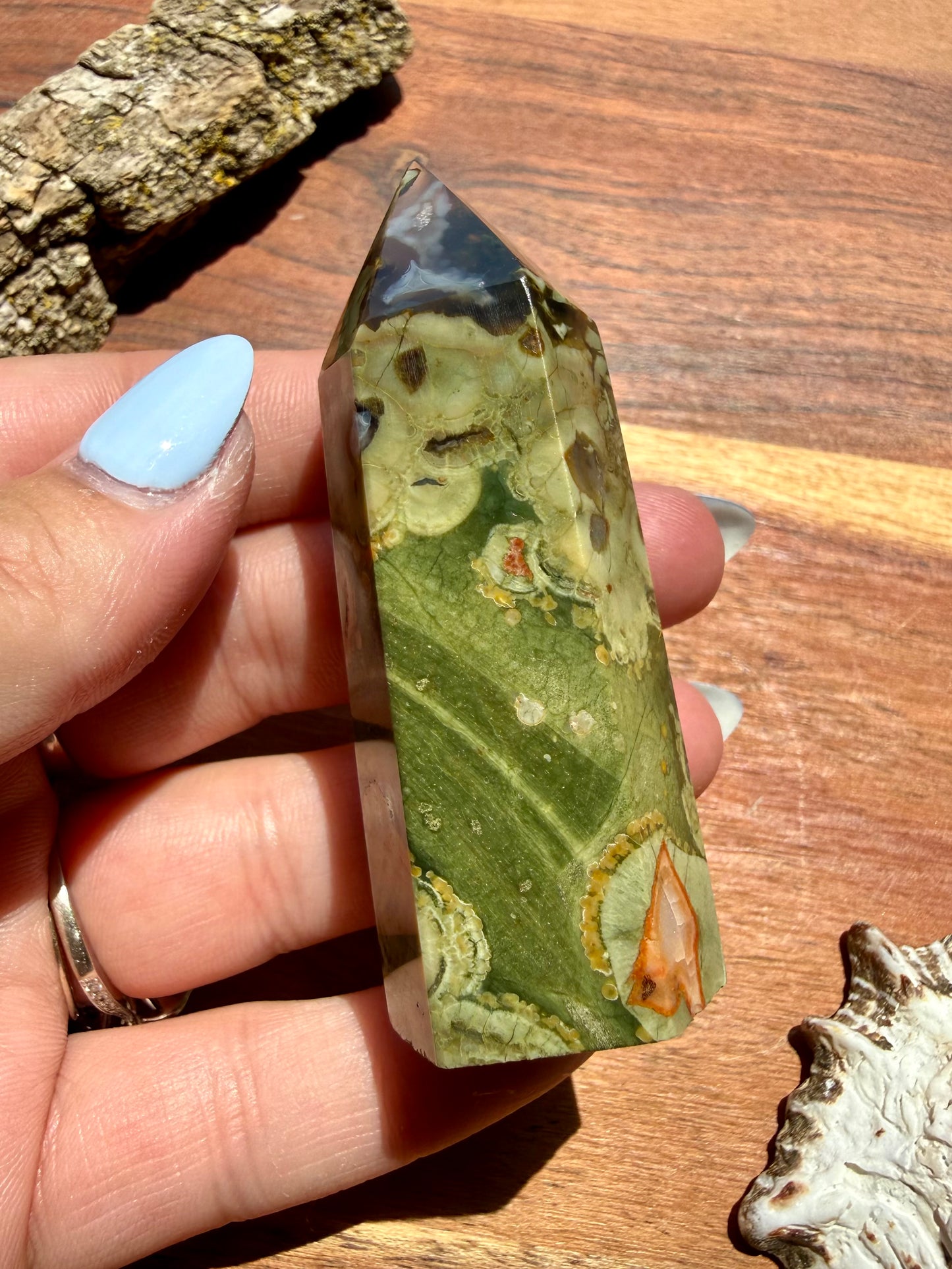 RAINFOREST JASPER TOWER