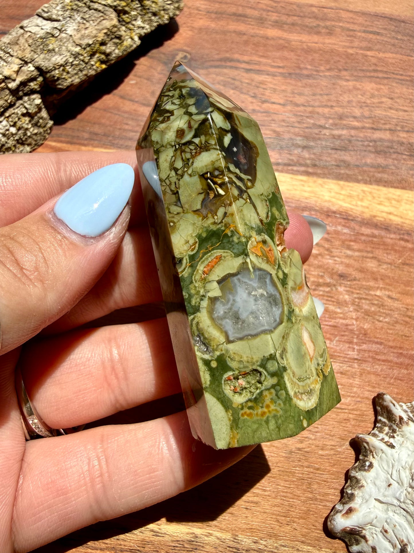 RAINFOREST JASPER TOWER