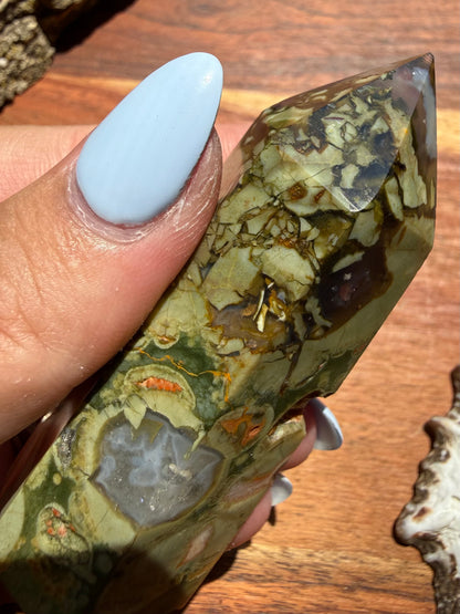 RAINFOREST JASPER TOWER
