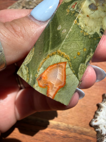 RAINFOREST JASPER TOWER