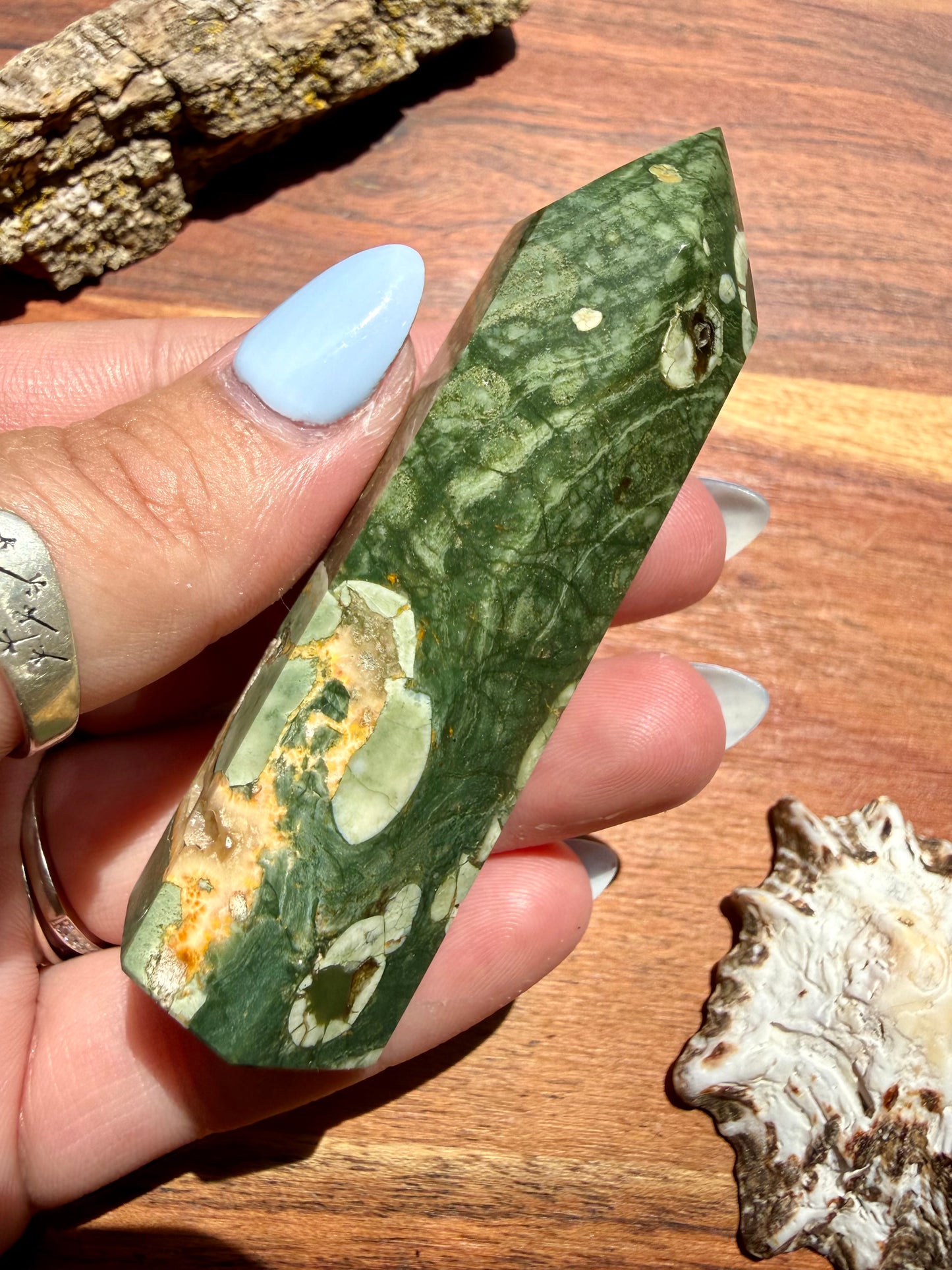 RAINFOREST JASPER TOWER