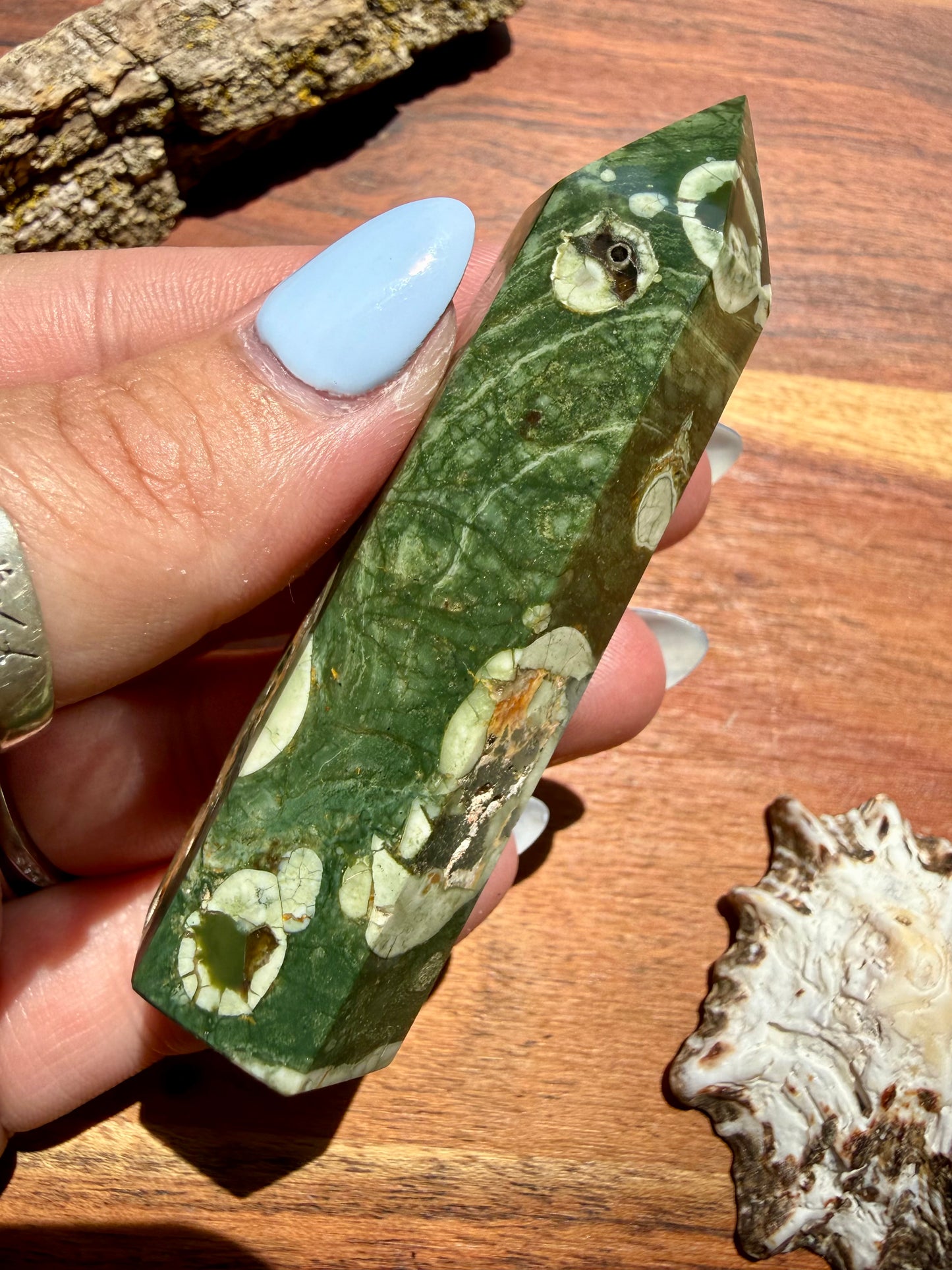 RAINFOREST JASPER TOWER