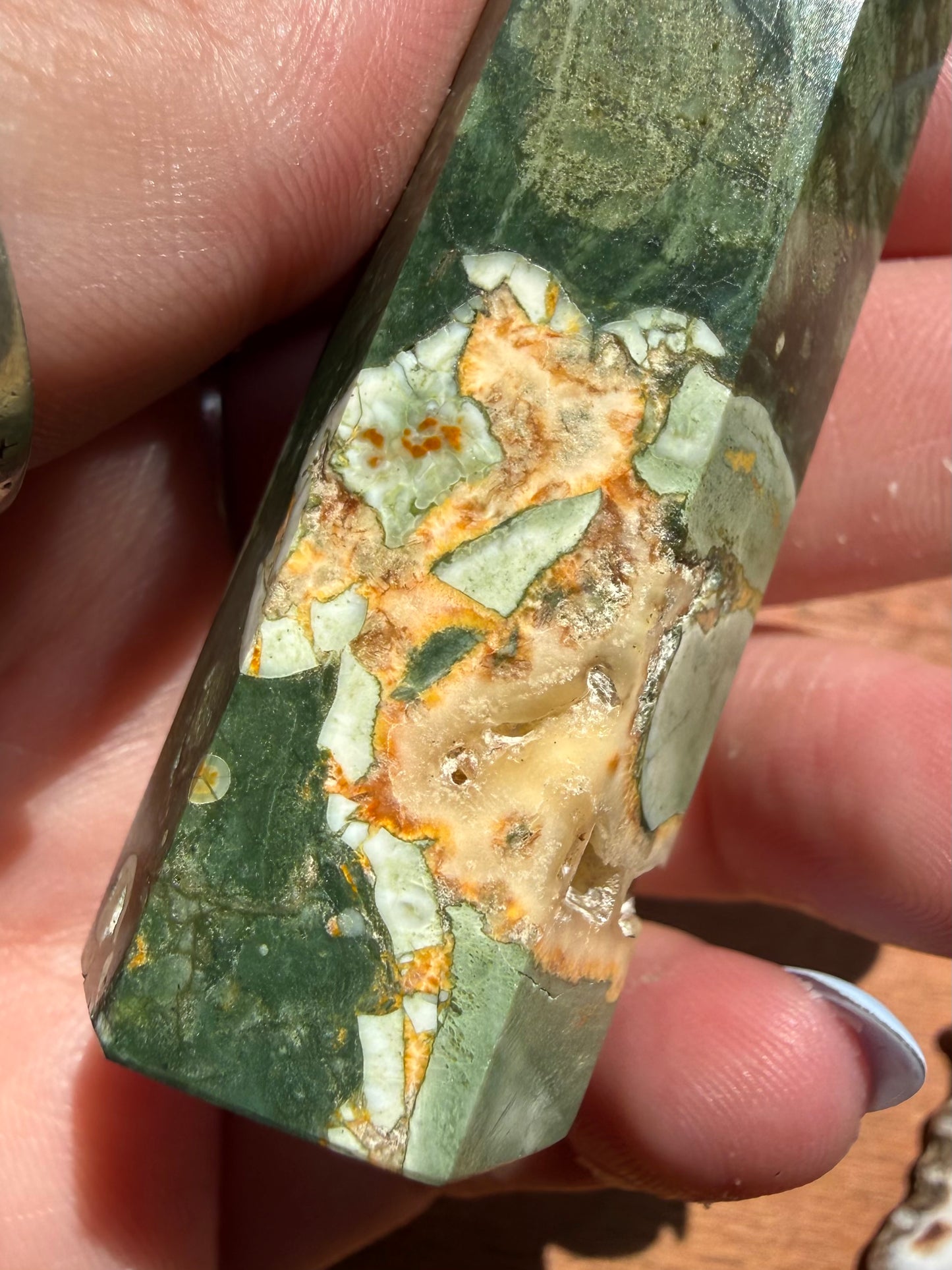 RAINFOREST JASPER TOWER