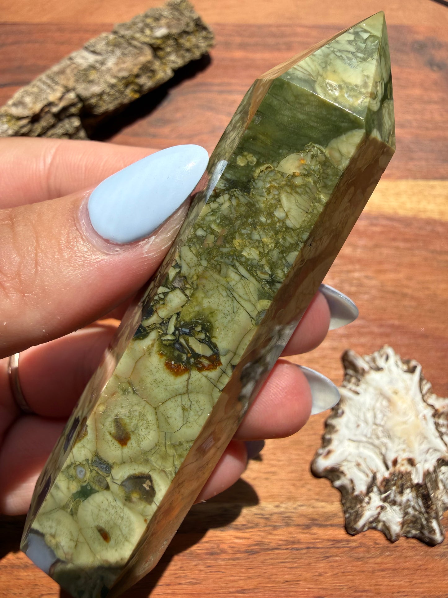 RAINFOREST JASPER TOWER