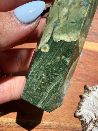 RAINFOREST JASPER TOWER