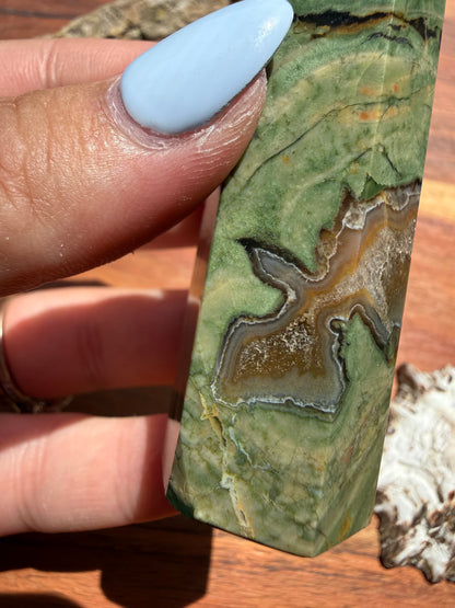 RAINFOREST JASPER TOWER