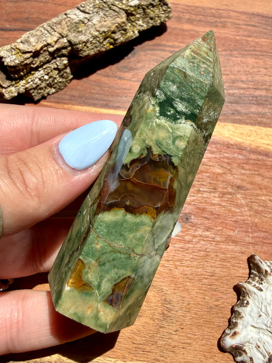 RAINFOREST JASPER TOWER