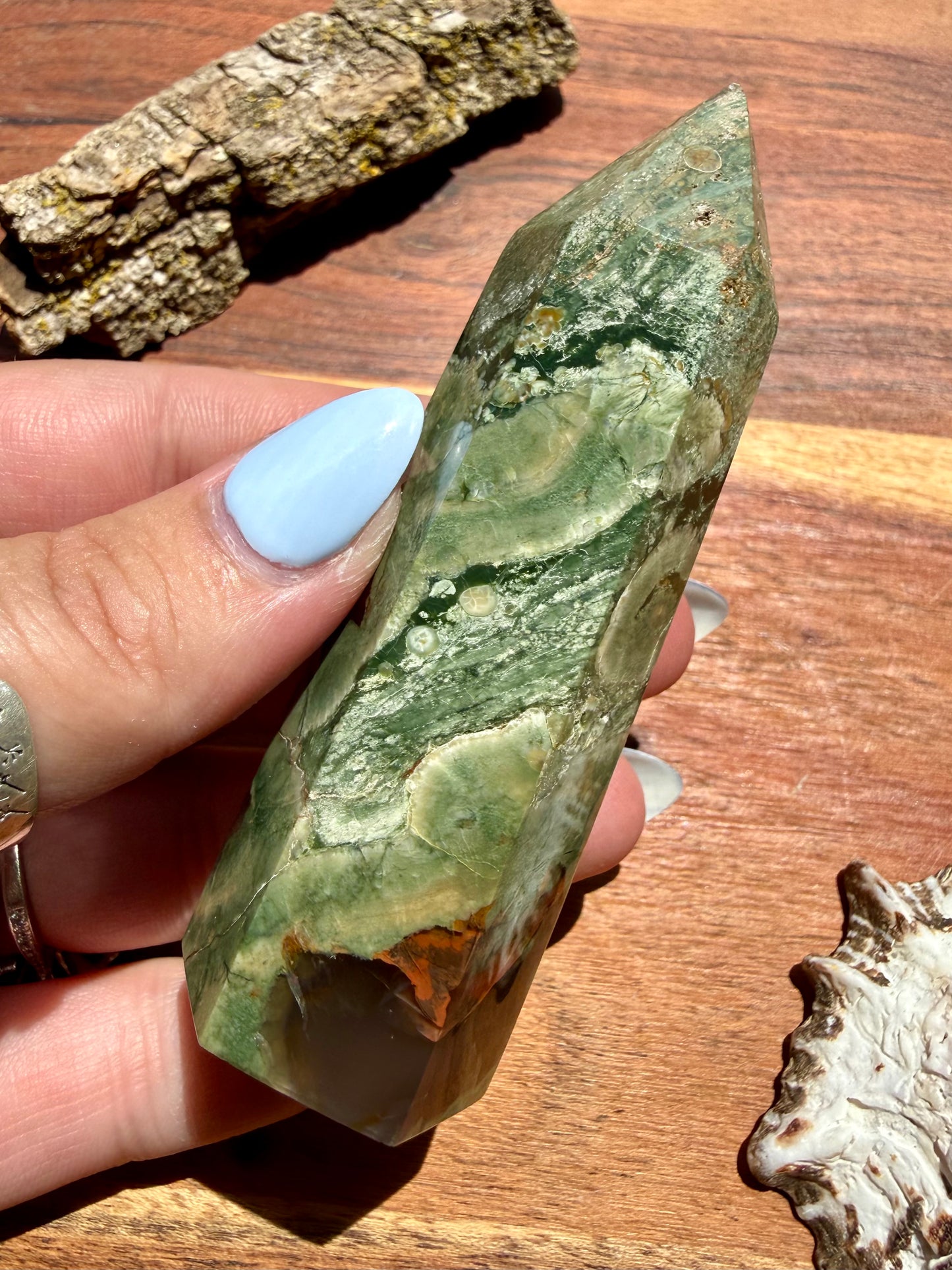 RAINFOREST JASPER TOWER