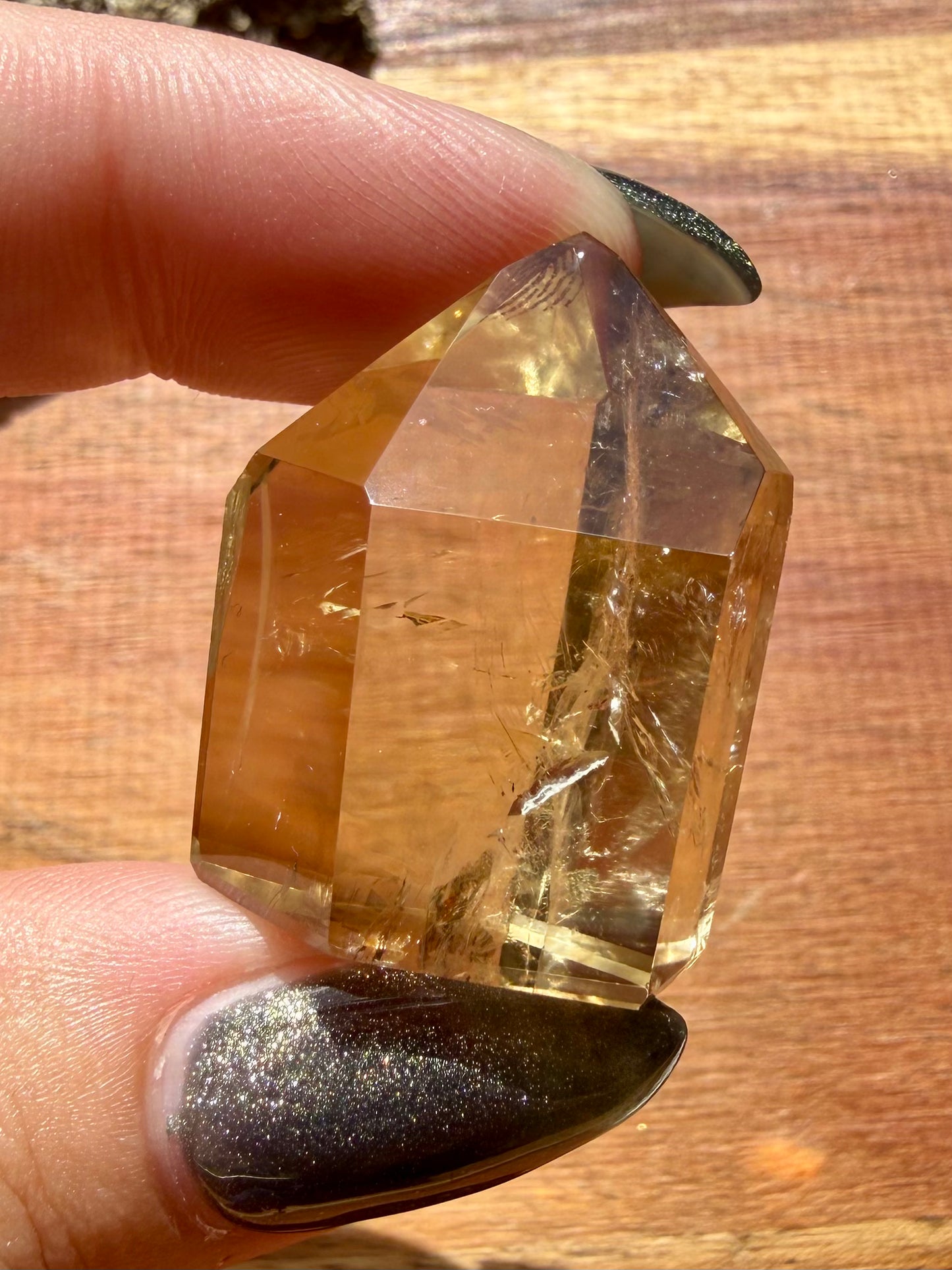 HIGH QUALITY GENUINE CITRINE POINT
