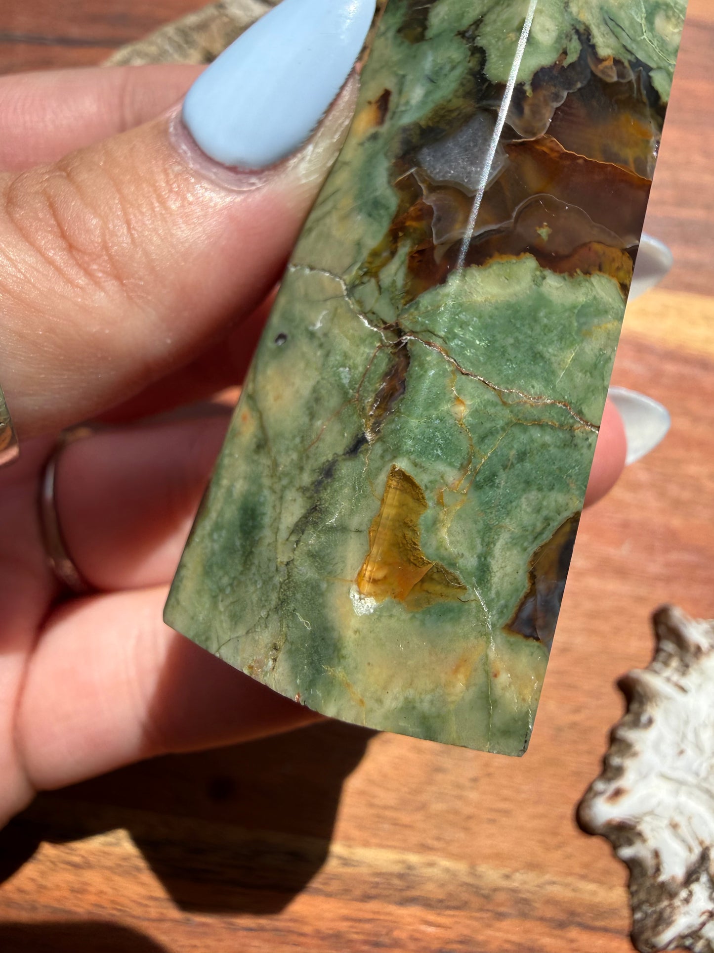 RAINFOREST JASPER TOWER