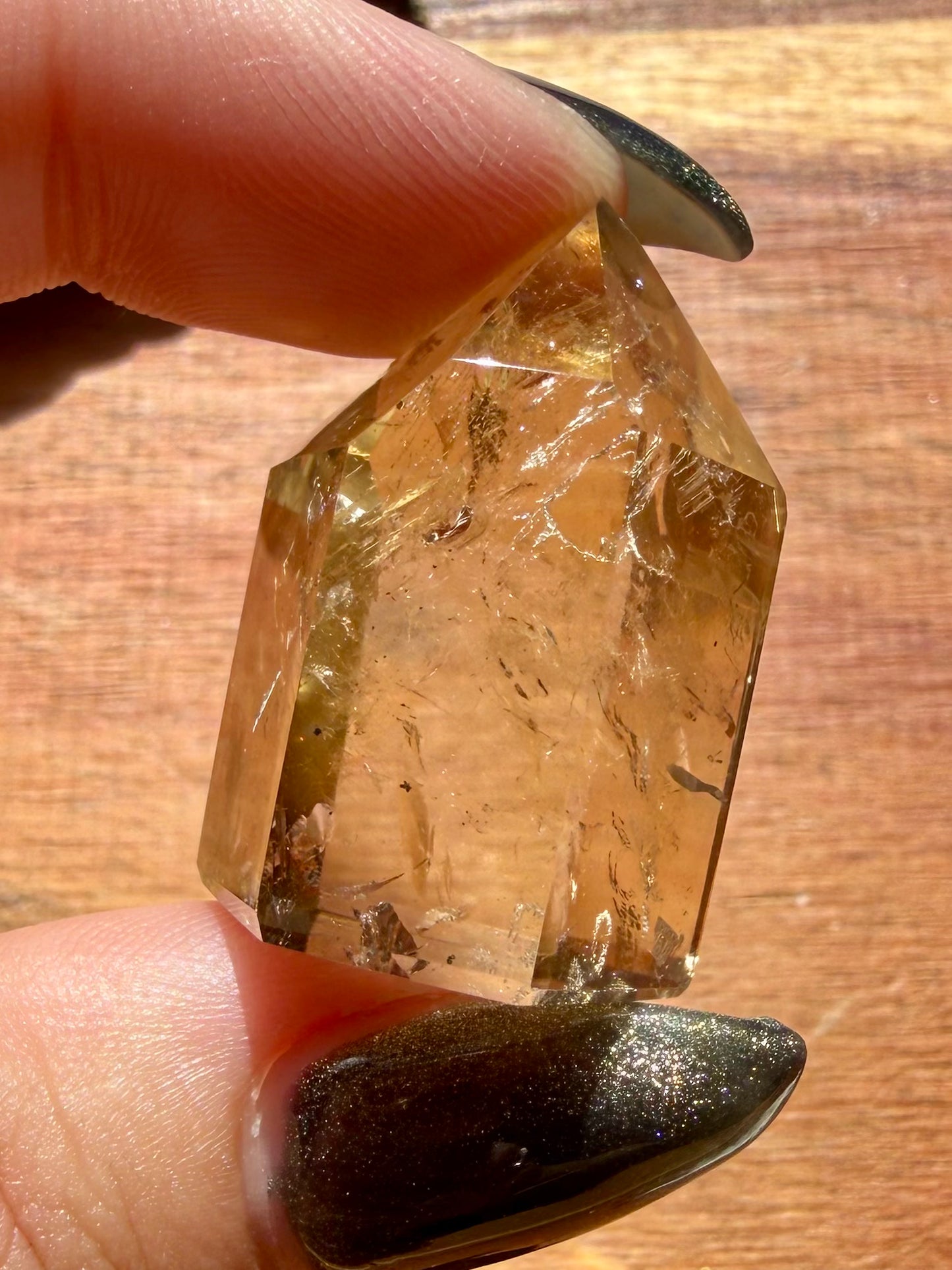 HIGH QUALITY GENUINE CITRINE POINT
