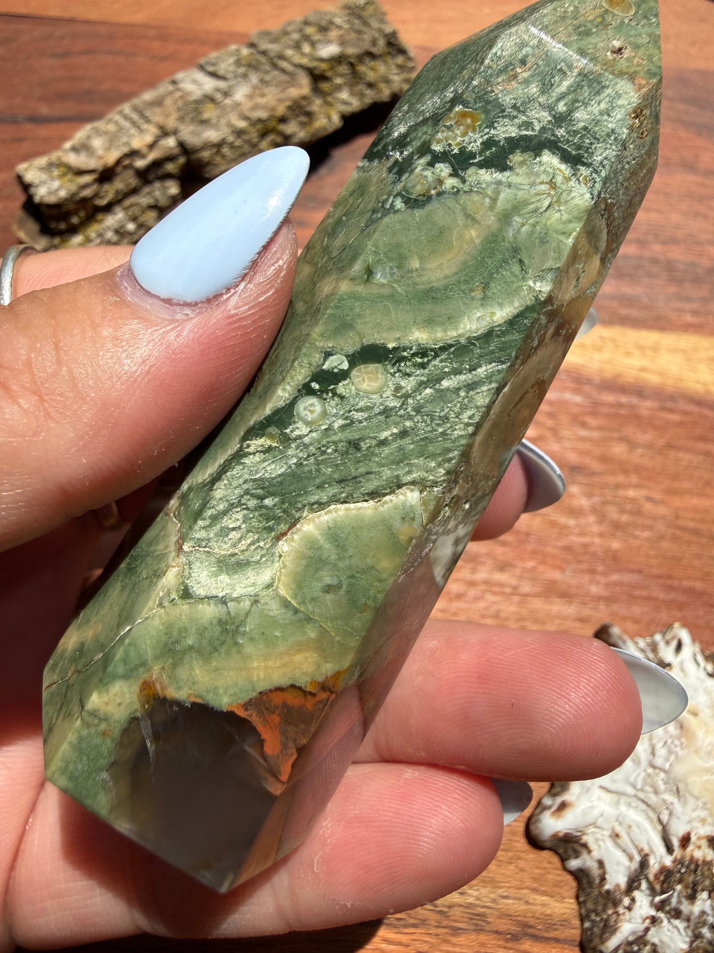 RAINFOREST JASPER TOWER