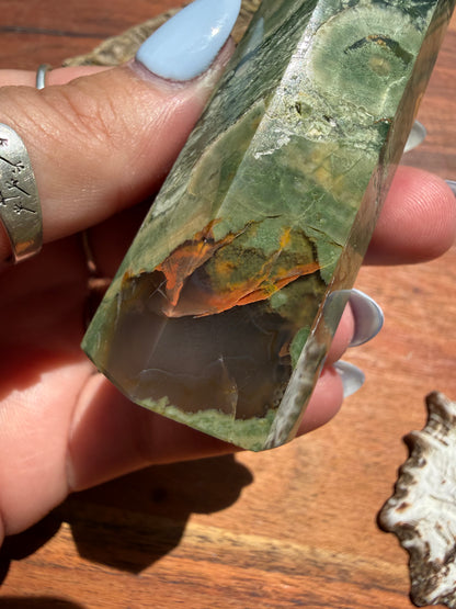 RAINFOREST JASPER TOWER