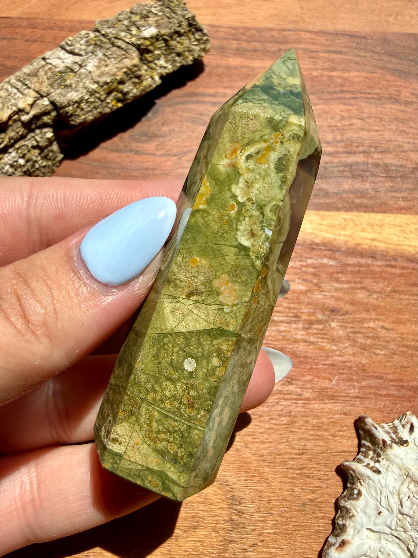 RAINFOREST JASPER TOWER