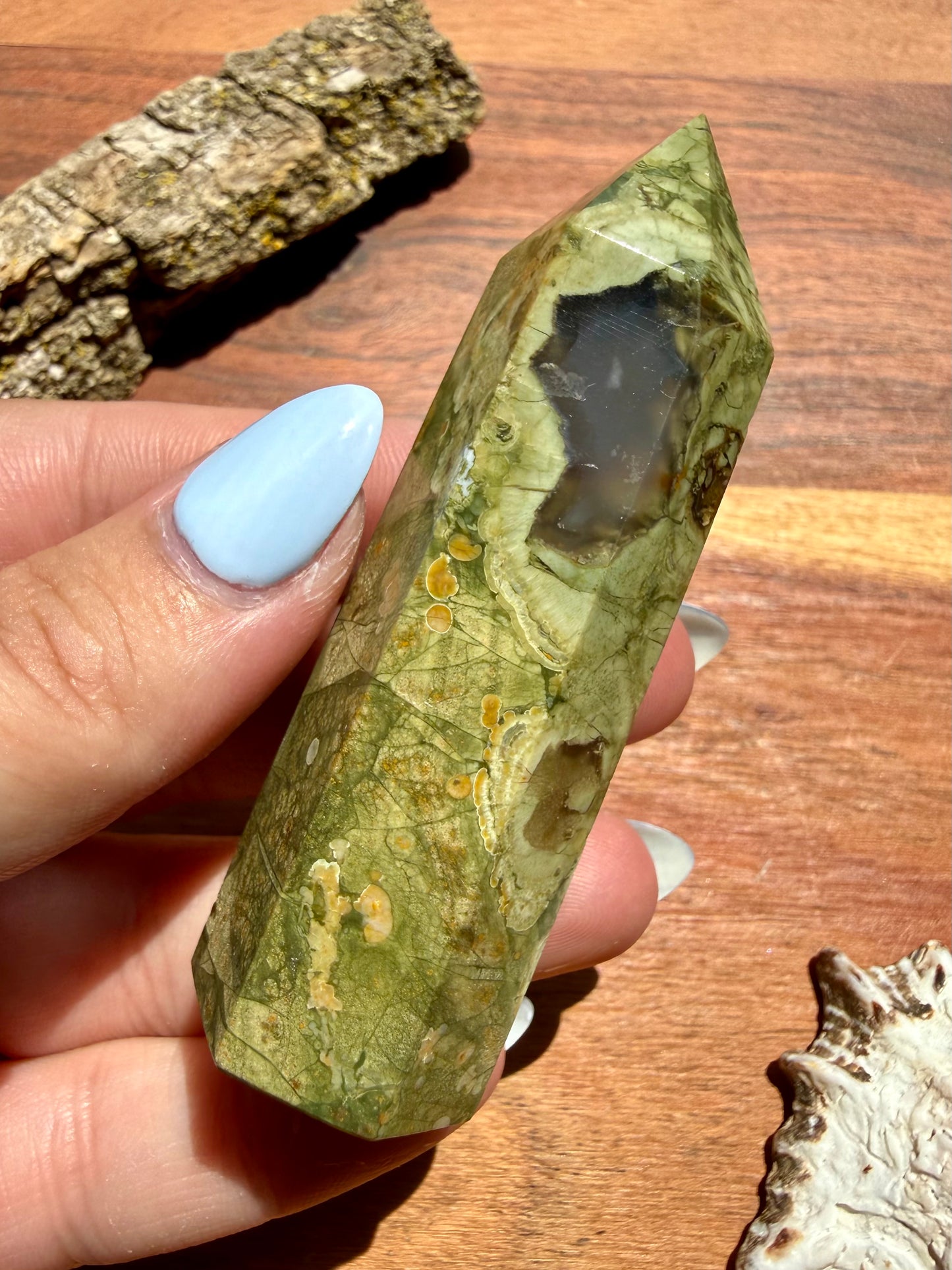 RAINFOREST JASPER TOWER
