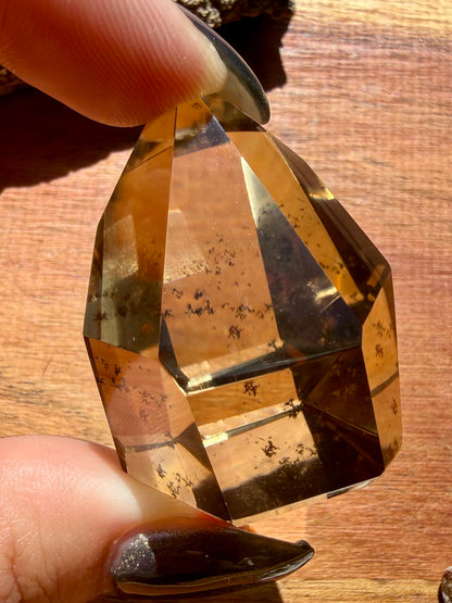 HIGH QUALITY GENUINE CITRINE POINT
