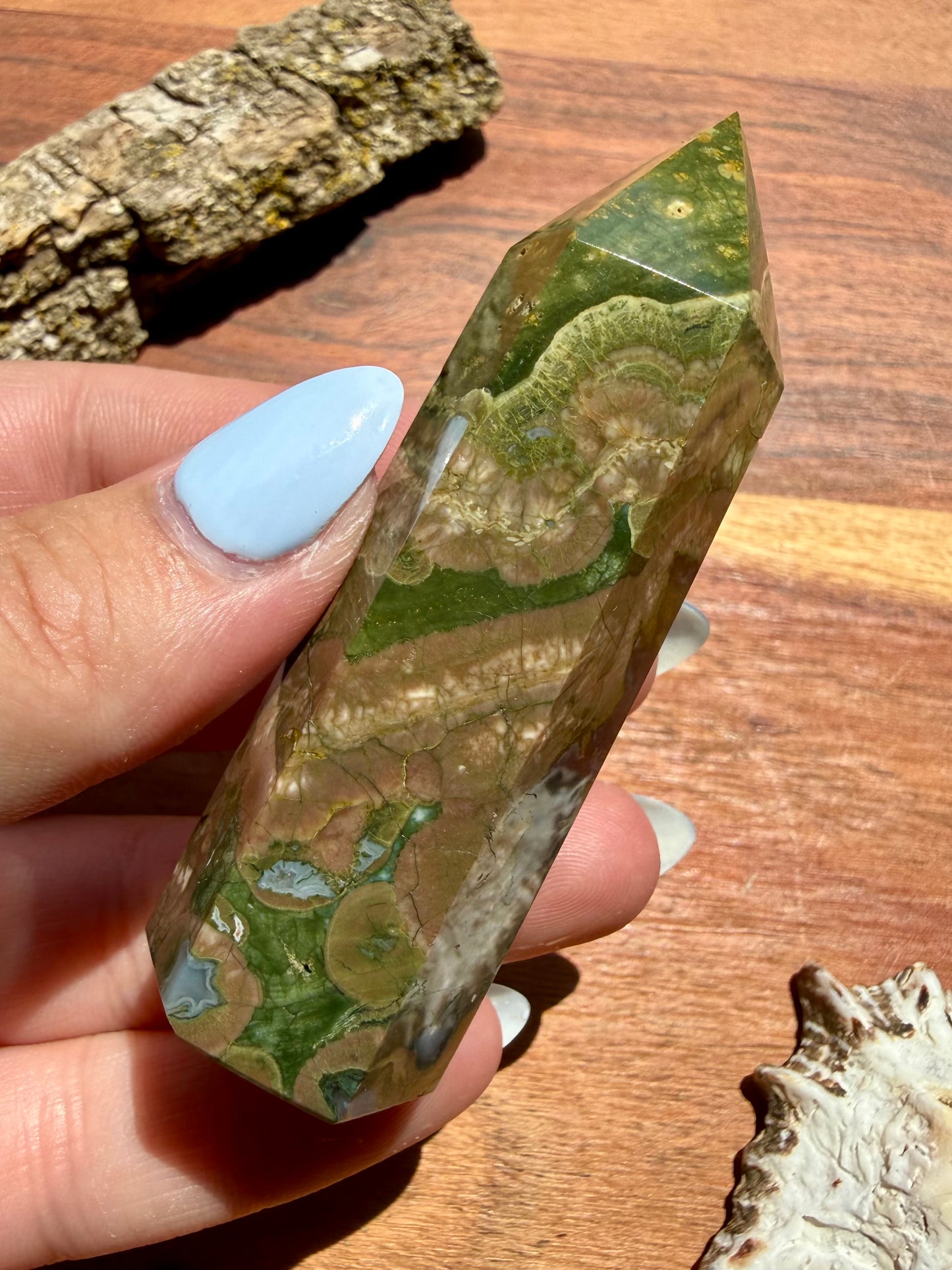 RAINFOREST JASPER TOWER