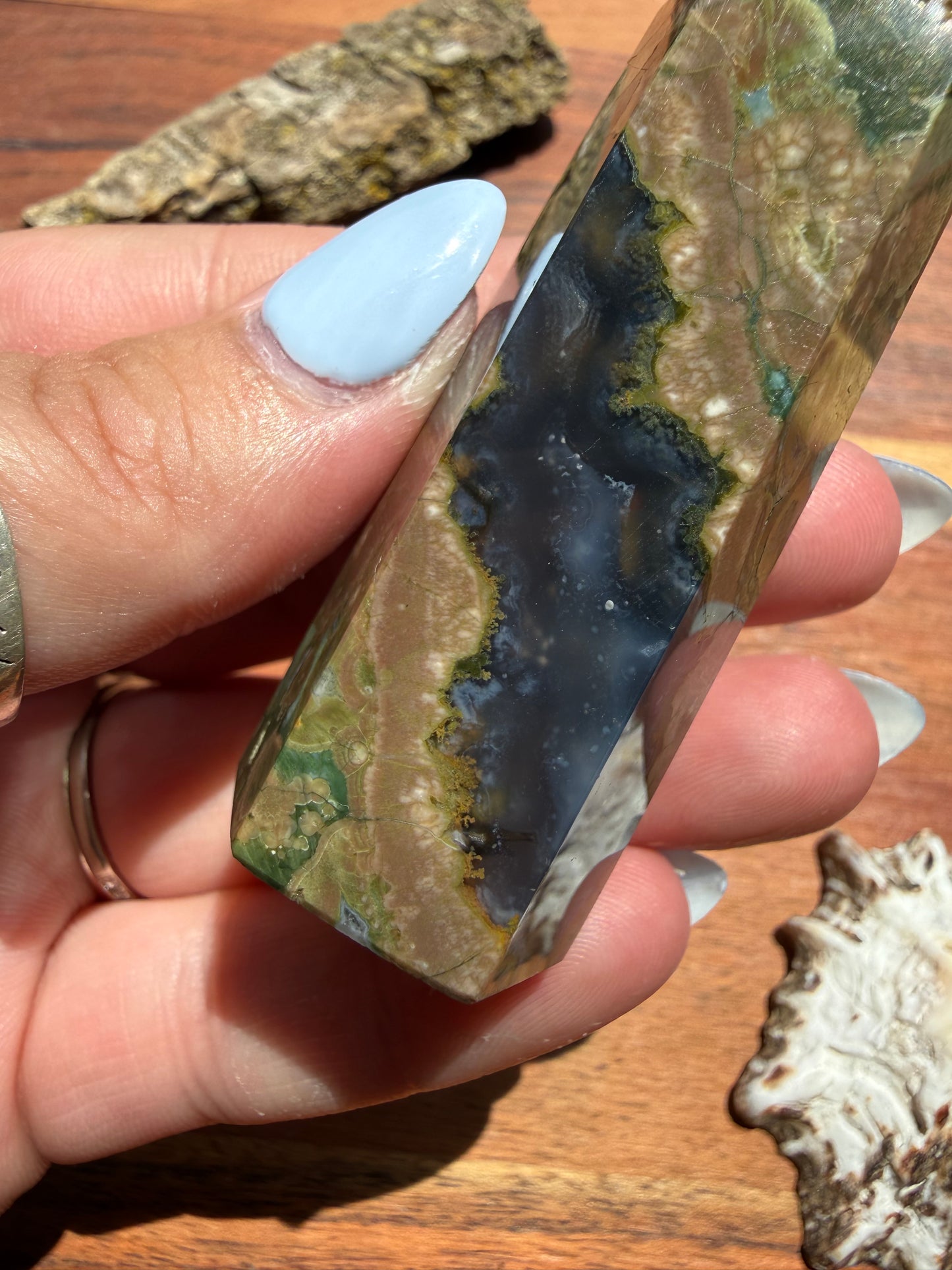 RAINFOREST JASPER TOWER