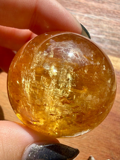 HIGH QUALITY OPTICAL HONEY CALCITE SPHERE