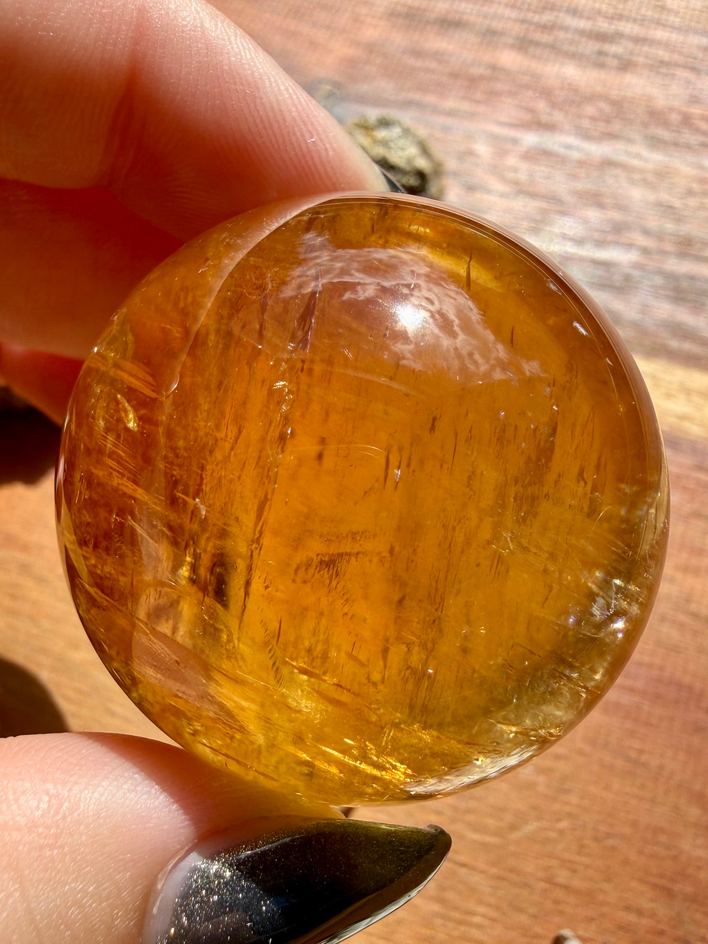 HIGH QUALITY OPTICAL HONEY CALCITE SPHERE