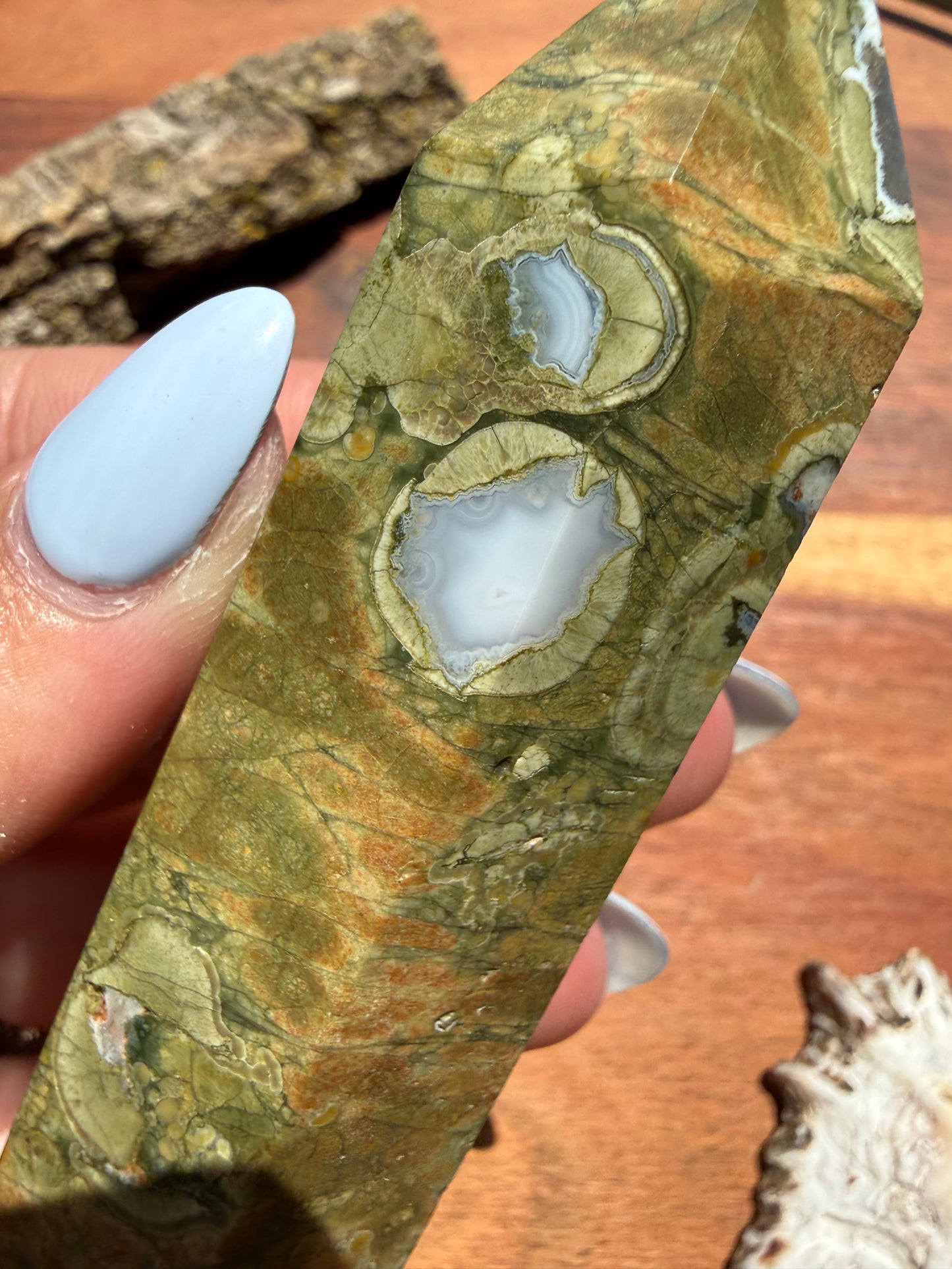 RAINFOREST JASPER TOWER