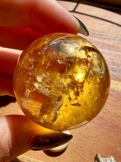 HIGH QUALITY OPTICAL HONEY CALCITE SPHERE