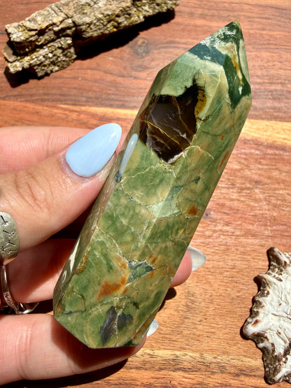 RAINFOREST JASPER TOWER