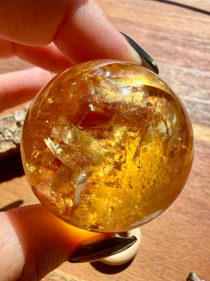 HIGH QUALITY OPTICAL HONEY CALCITE SPHERE