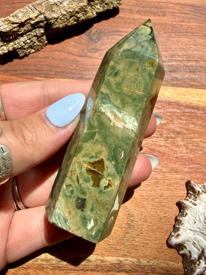 RAINFOREST JASPER TOWER