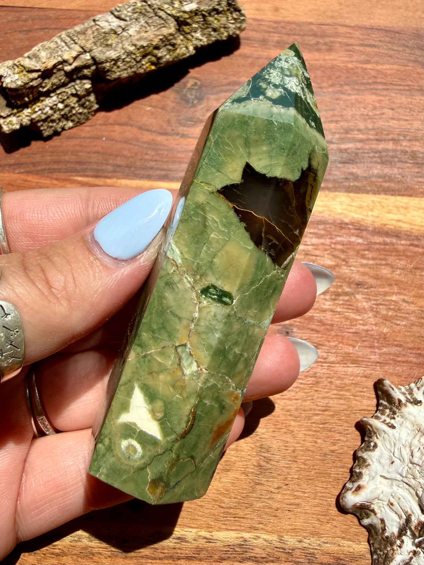 RAINFOREST JASPER TOWER