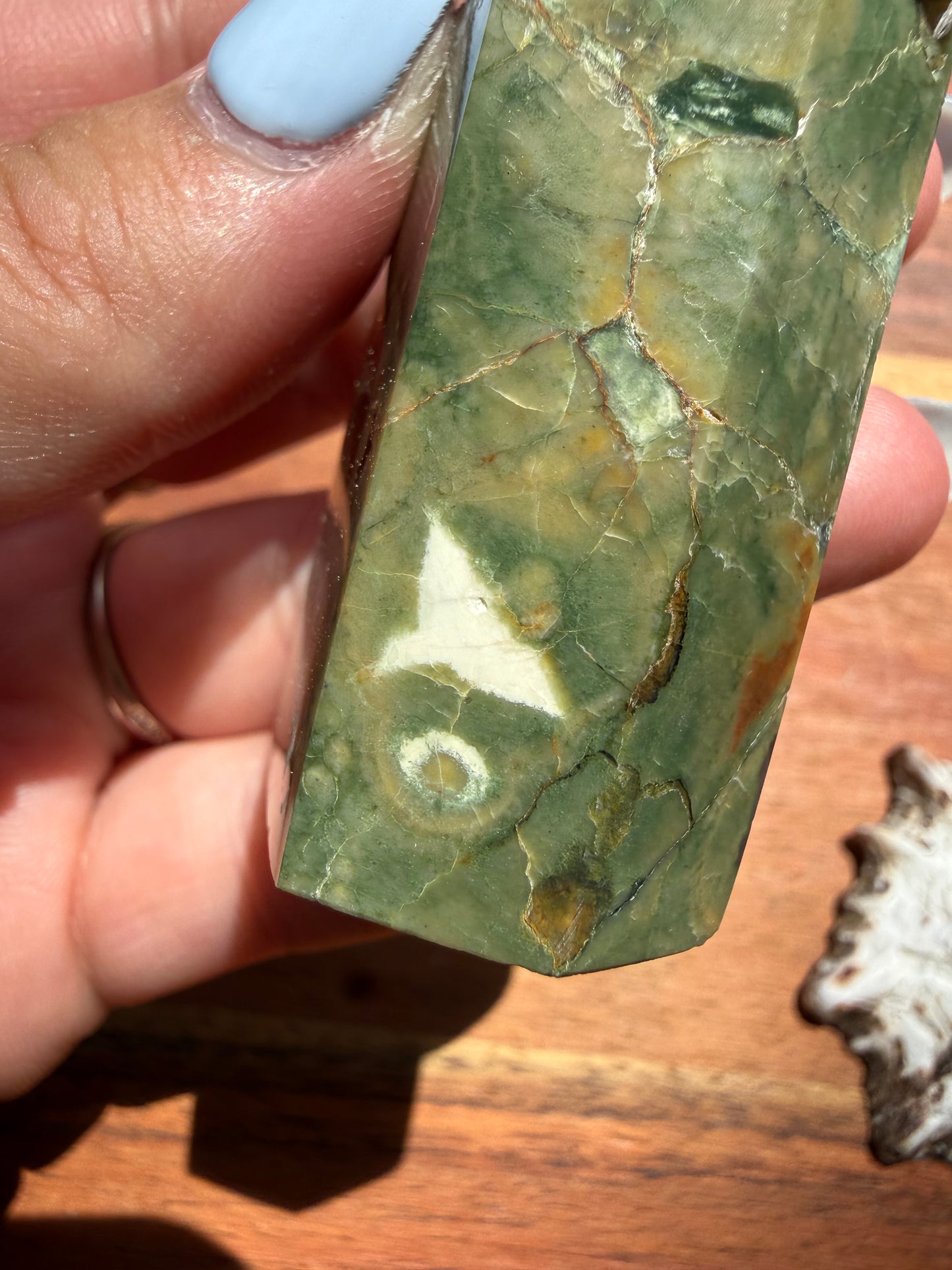 RAINFOREST JASPER TOWER