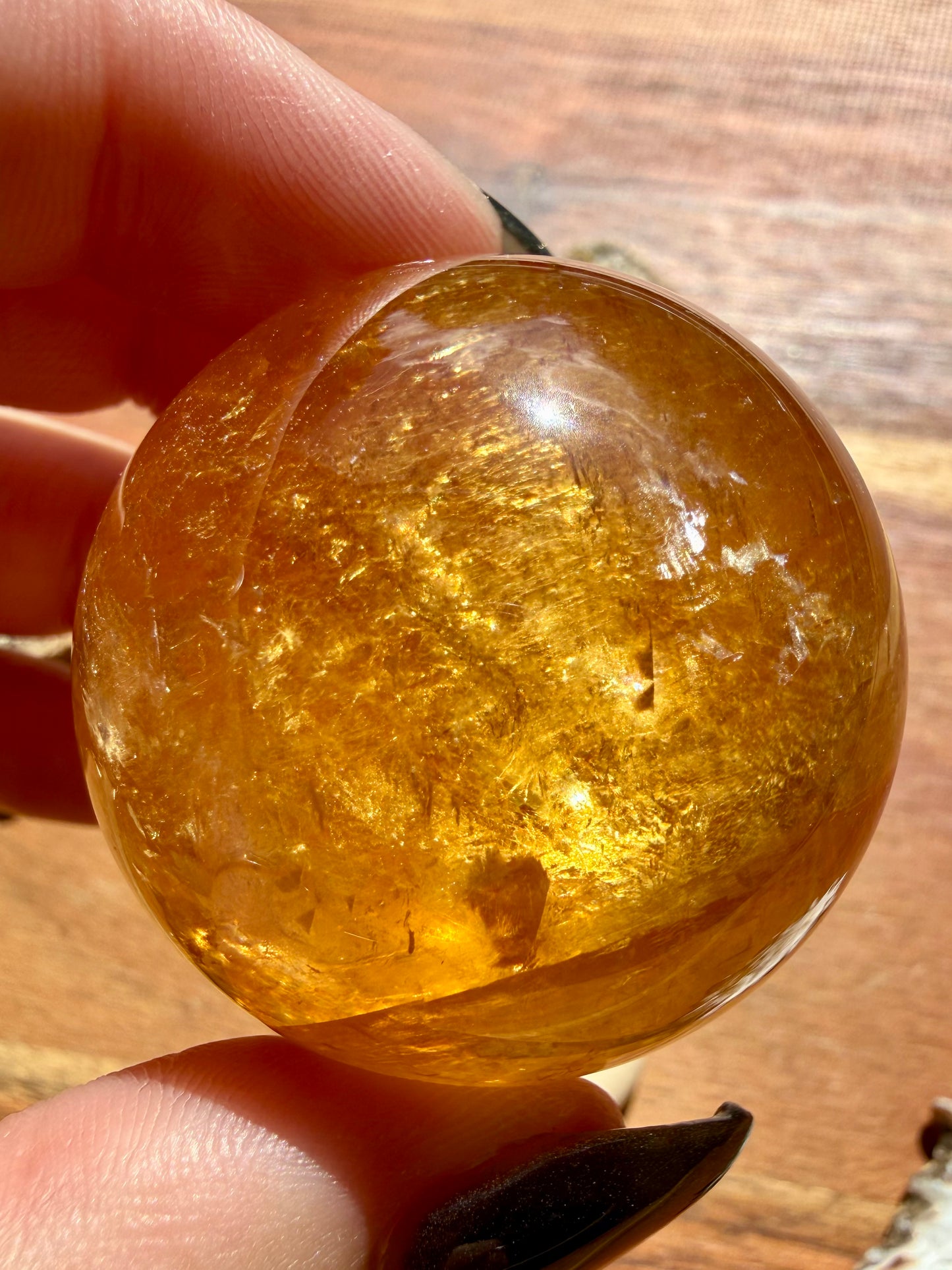 HIGH QUALITY OPTICAL HONEY CALCITE SPHERE