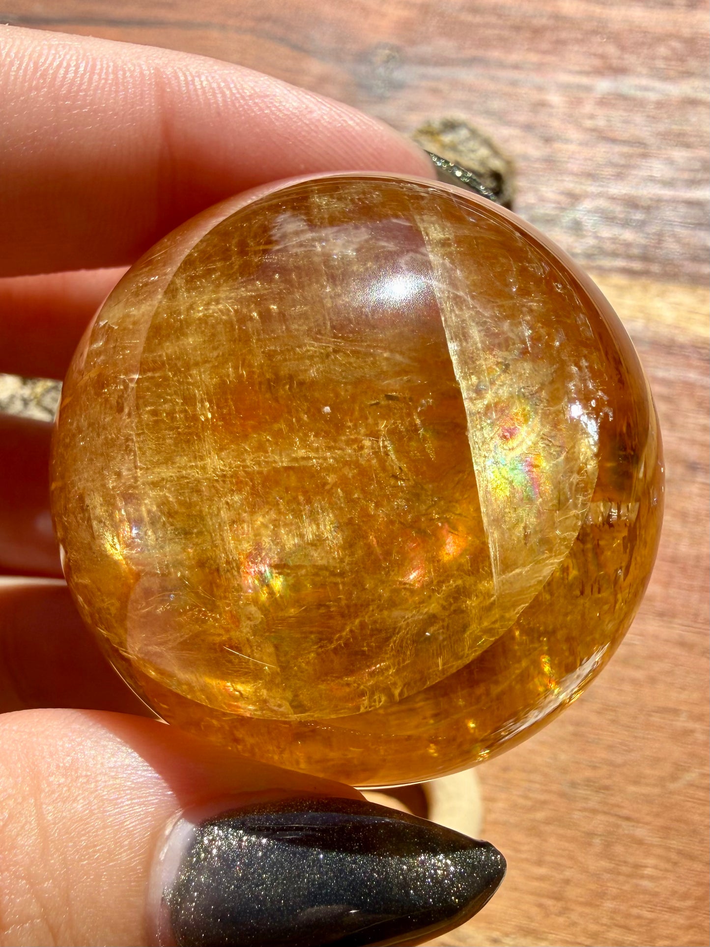 HIGH QUALITY OPTICAL HONEY CALCITE SPHERE
