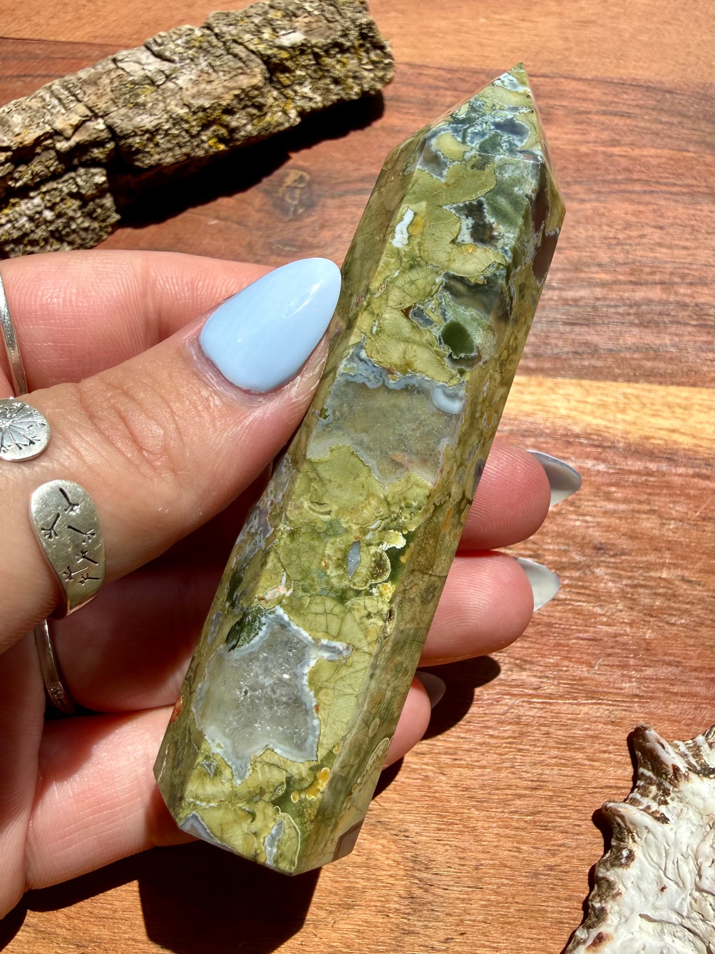 RAINFOREST JASPER TOWER