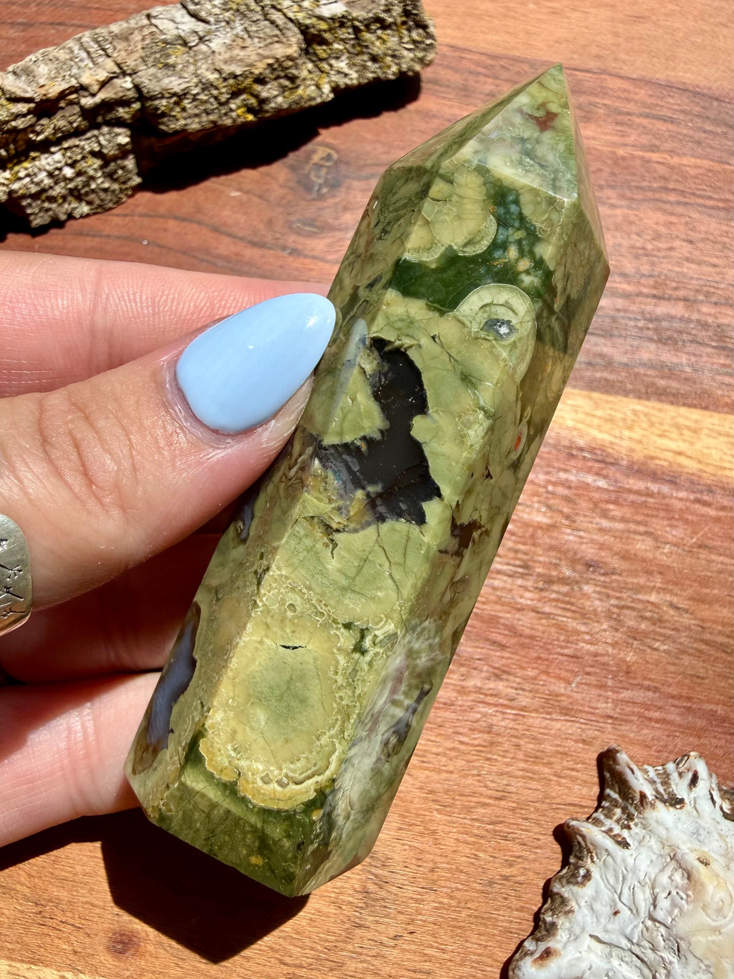 RAINFOREST JASPER TOWER