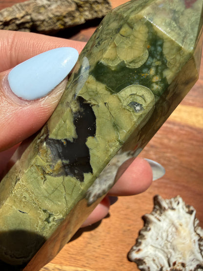 RAINFOREST JASPER TOWER