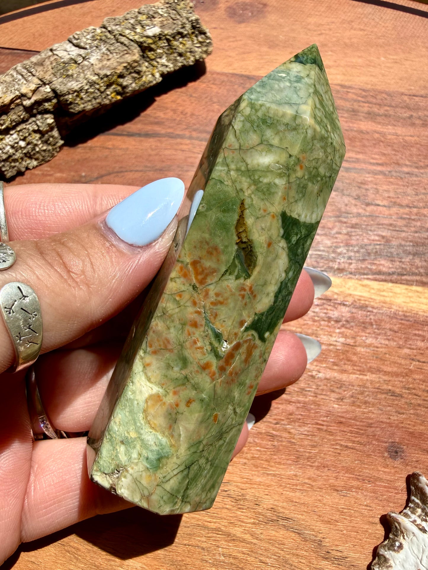 RAINFOREST JASPER TOWER