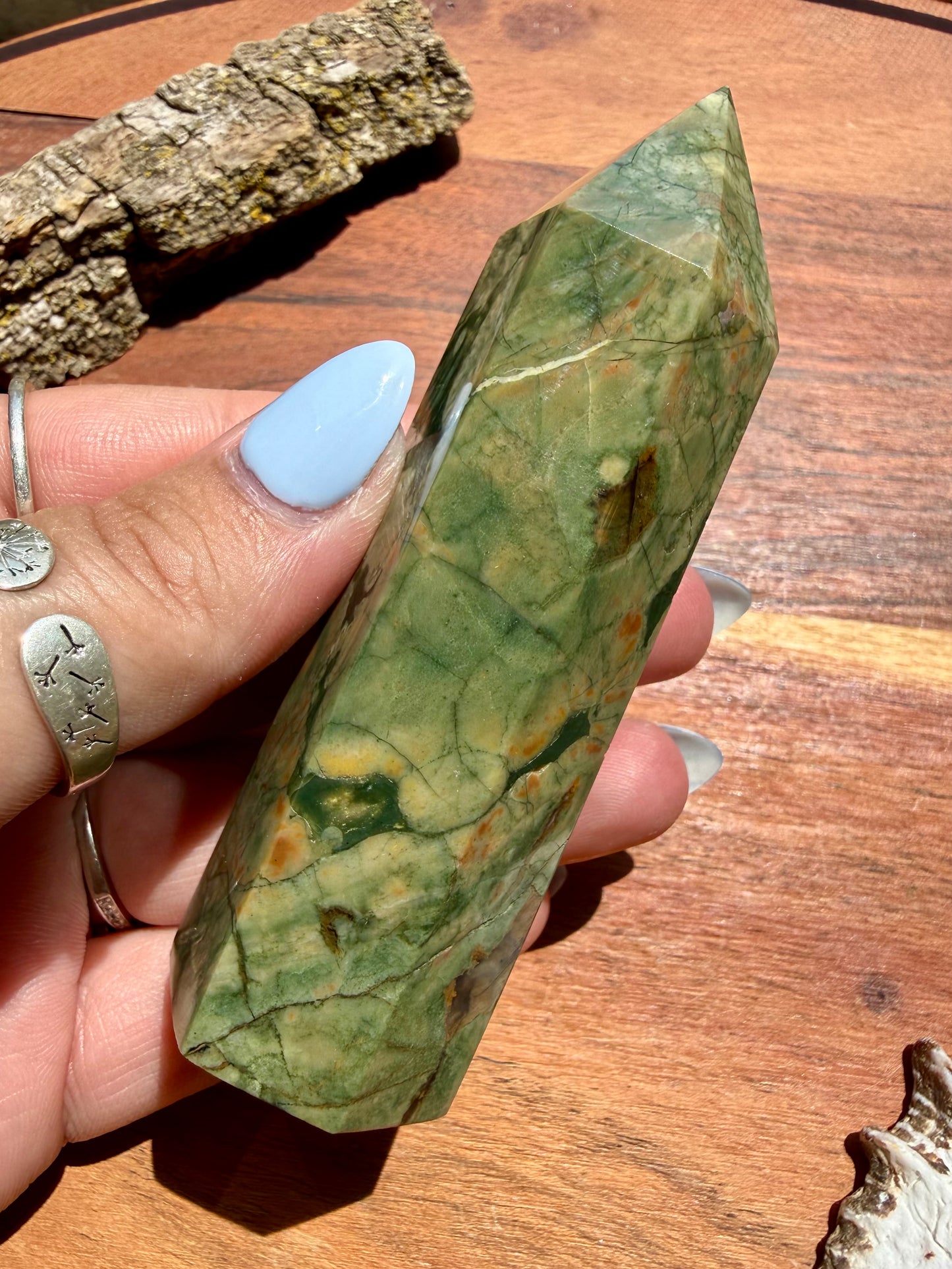 RAINFOREST JASPER TOWER